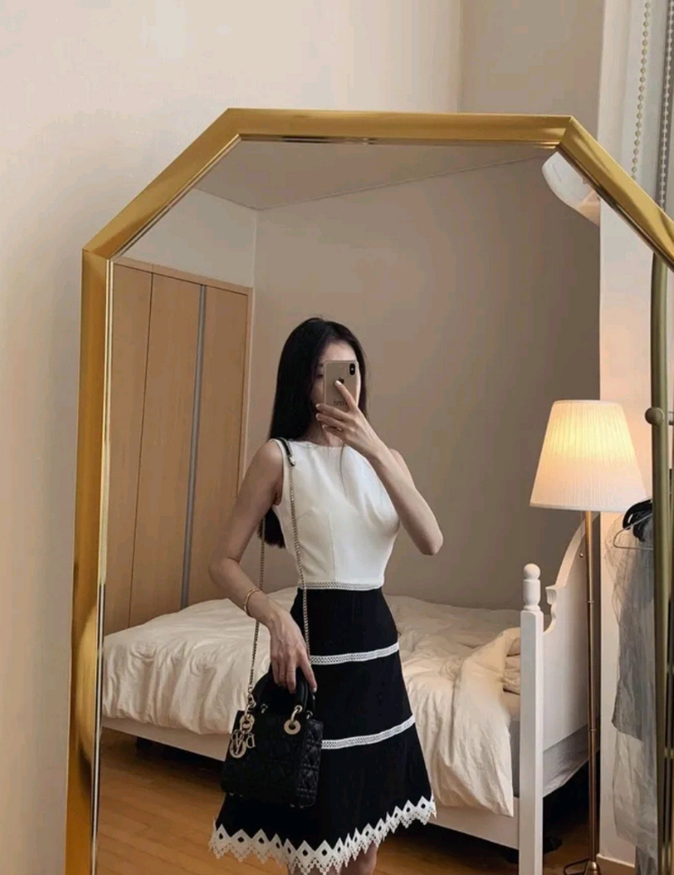 아일렛 플레어 드레스 원피스 하객룩 소개팅룩(S)--1