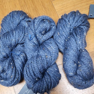 팔로마트위드 뜨개실 3타래