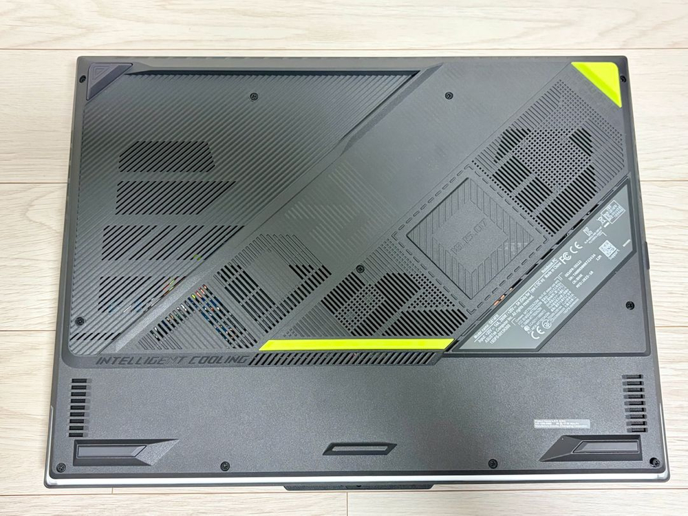 ASUS Rog strix g16 32g 3테라ssd 9955hx3d 5070ti 게이밍 노트북 이미지