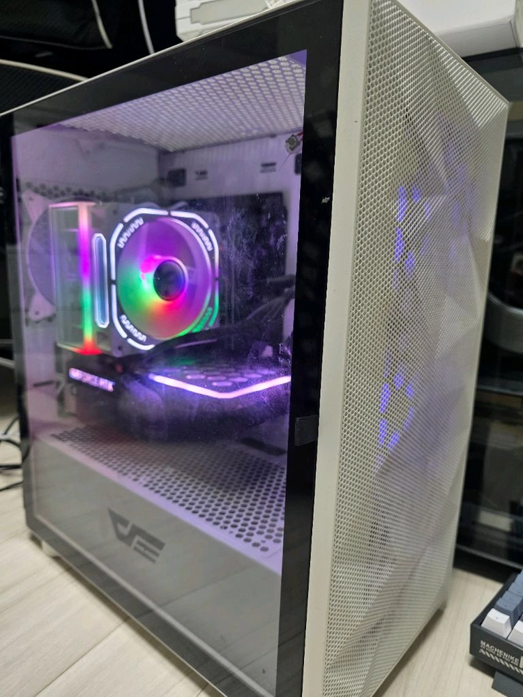 i7-12700KF rtx3060ti 본체 팝니다 이미지