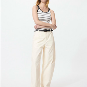 (새상품)유니클로 저지배럴팬츠 아이보리 xs