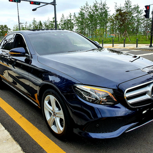 w213 e220d 4matic 판매합니다.