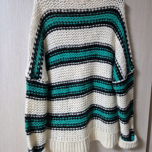 마쥬 모헤어 스프라이트 니트 스웨터 1