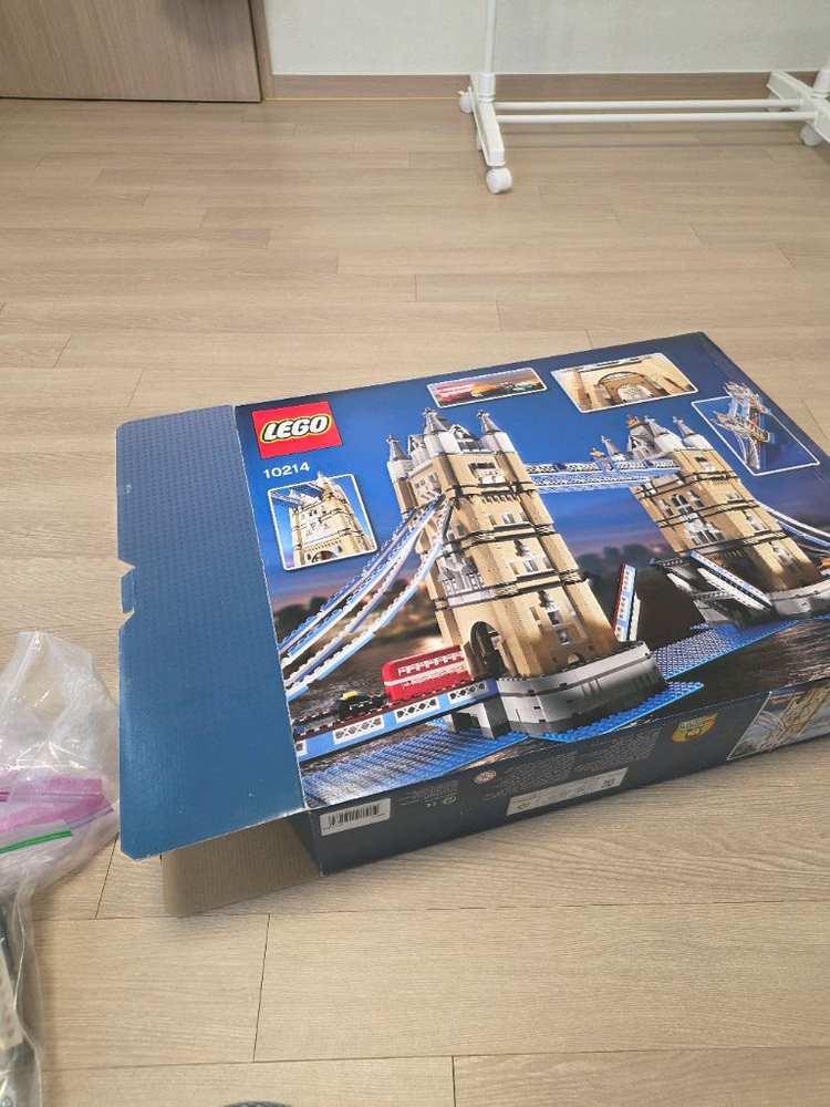 레고 모듈러 10214 타브토너 얼터빌드--2