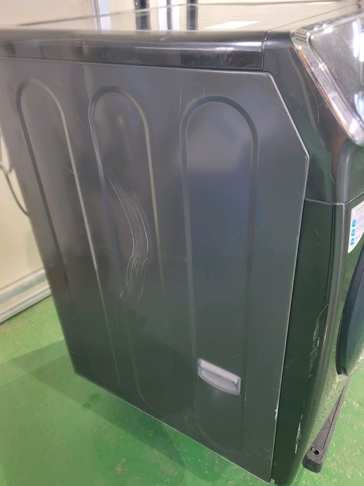 무료배송설치 2019,4제조 삼성 건조기 16kg앞면 외관에 생활 스크래치가 있습니다모델명은 DV16R8540KV--6