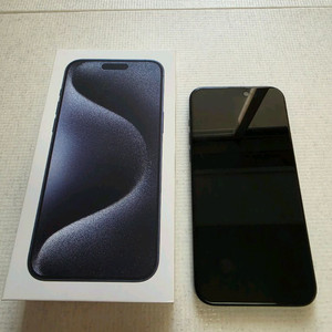 아이폰 15 Pro max 512Gb 블루 티타늄 모델 이미지