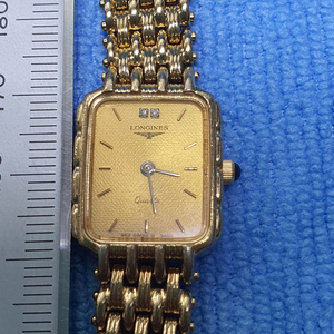 론진시계(Longines Flagship Quartz)팝니다.