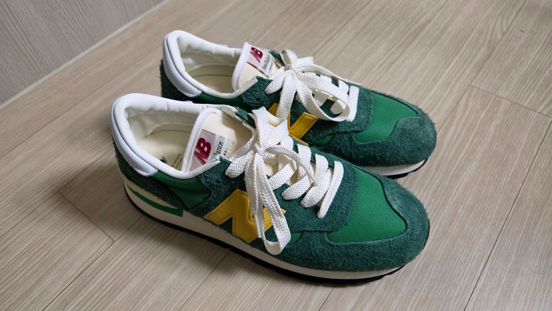 뉴발란스 990v1 메이드 인 USA 그린 골드M990GG1 260사이즈 새상품 이미지