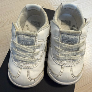 오니츠카타이거 운동화 130