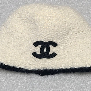 샤넬 더블 cc 로고 버킷햇 블랙/ 화이트