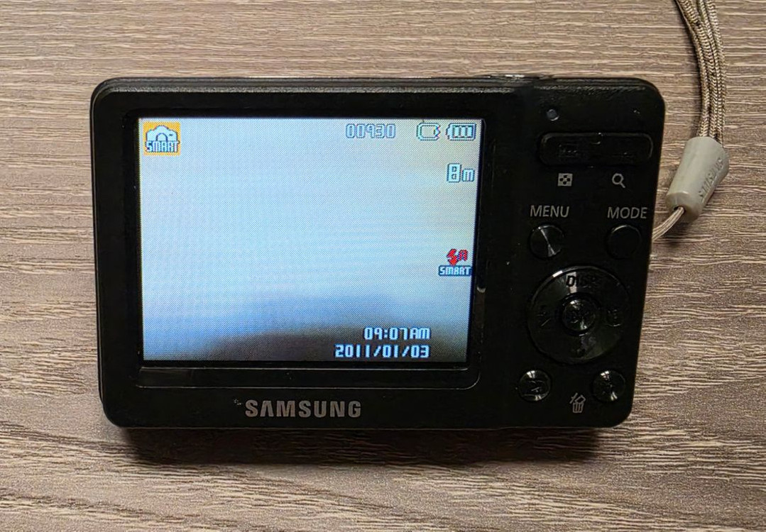 삼성 레트로 디카 핫핑크 ST30 빈티지 디지털카메라 이미지