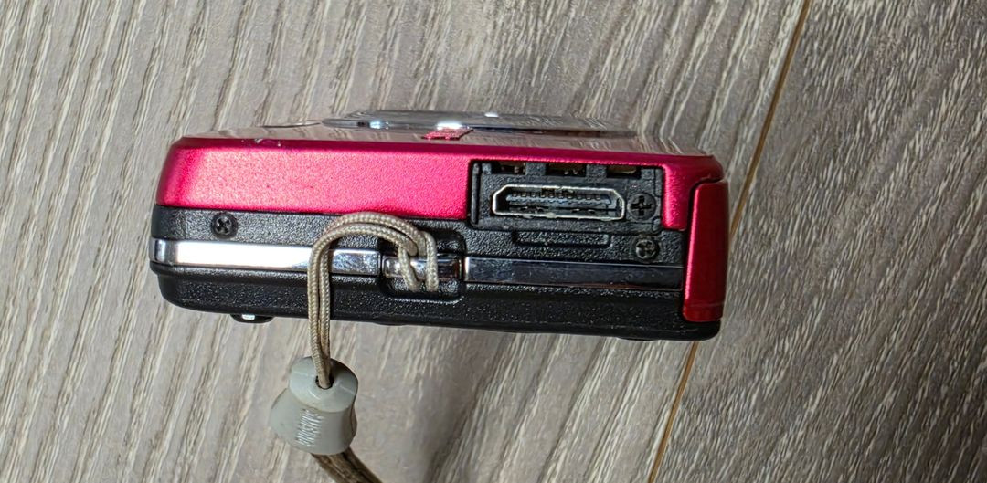 삼성 레트로 디카 핫핑크 ST30 빈티지 디지털카메라 이미지