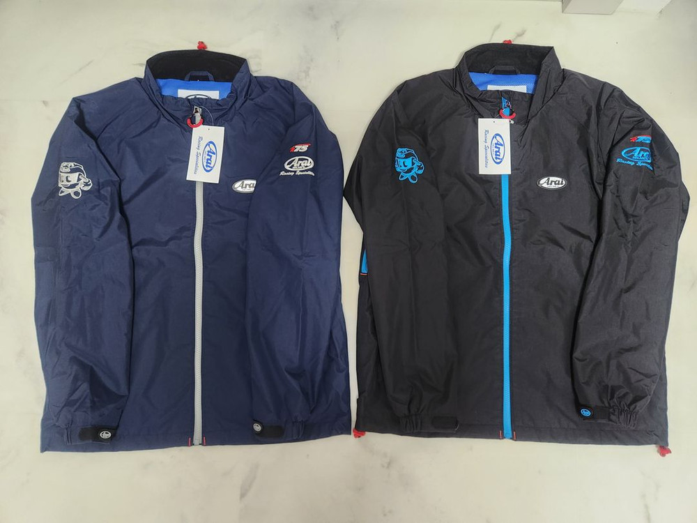 아라이 바람막이 M 새상품 판매합니다.--1