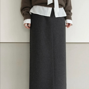 (새상품) 하우투러브미 스트라이프 기모 스커트 M