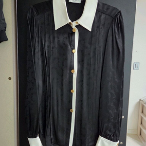 산드로 블라우스 ㅡ정품 가격내림