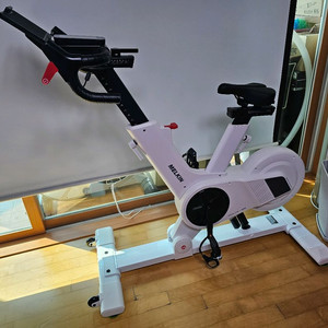 멜킨 실내자전거