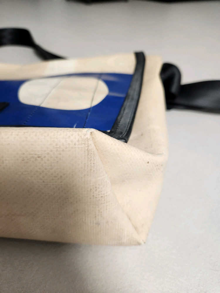 프라이탁 덱스터 저렴하게 판매합니다@ 이미지