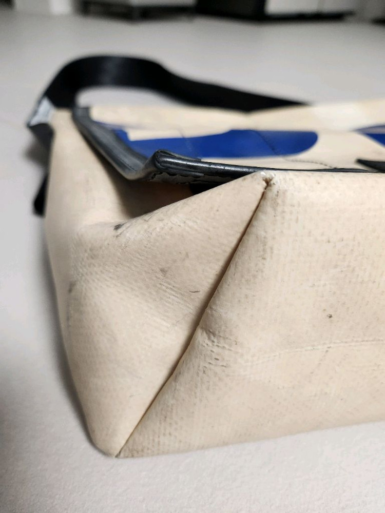 프라이탁 덱스터 저렴하게 판매합니다@ 이미지