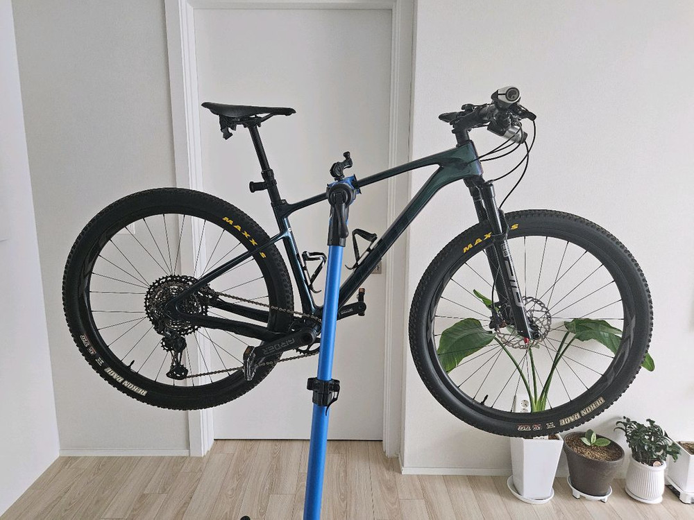 자이언트 XTC 어드밴스 SL 29 1--8