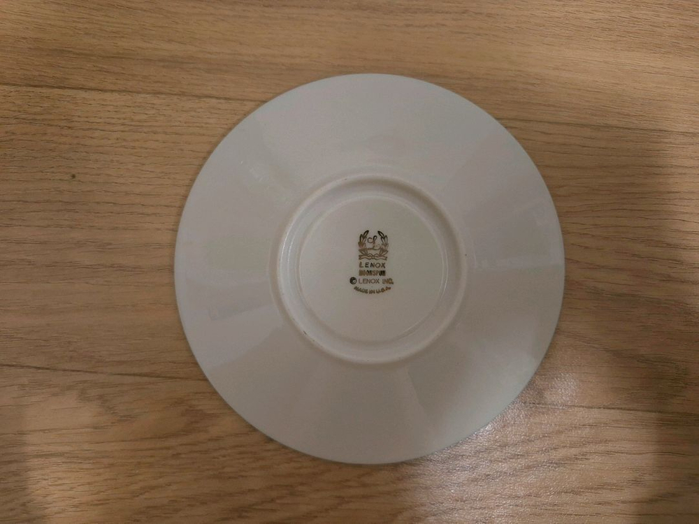 레녹스 문스펀 찻잔소서 이미지