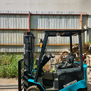 스미토모 1.5톤 전동지게차 이미지