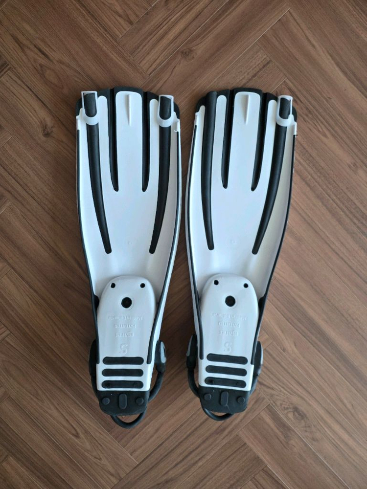 마레스 콰트로 플러스 S size 이미지