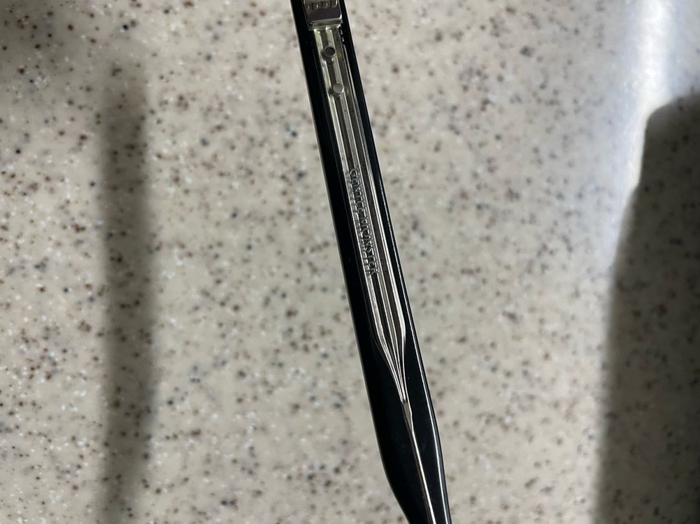 젠틀몬스터 오아 블랙 안경테 이미지