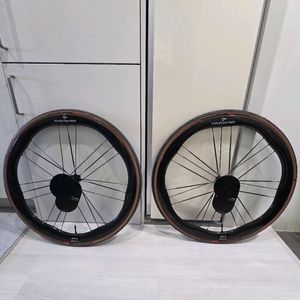 슈퍼팀 포스 풀카본휠셋(시마노바디) 팝니다