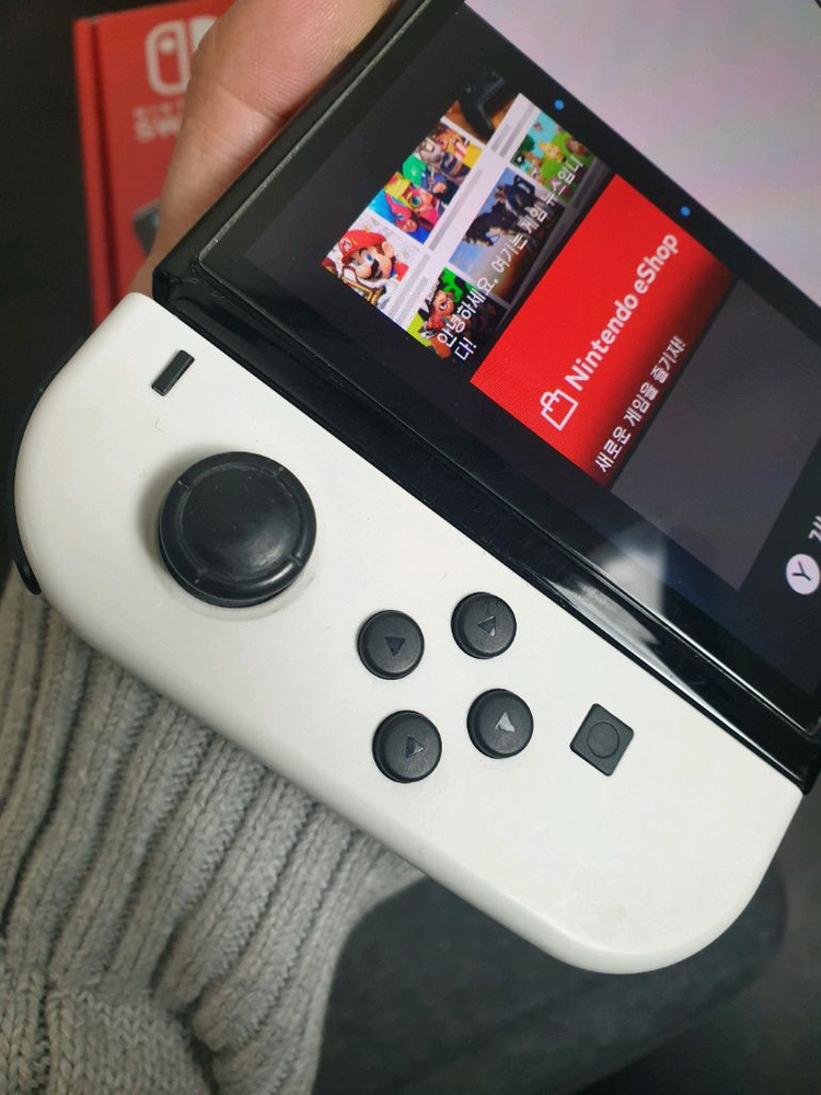 닌텐도 스위치 OLED 화이트 박스셋 판매합니다 이미지