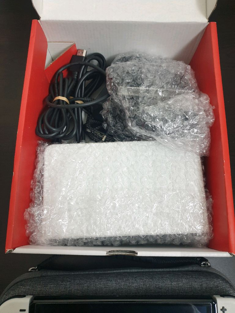 닌텐도 스위치 OLED 화이트 박스셋 판매합니다 이미지