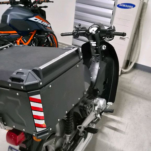 슈퍼커브 23년식 5300키로 팝니다