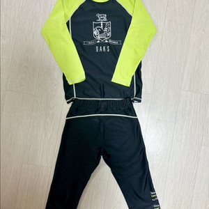 닥스 키즈 래쉬가드 상하의 세트 이미지