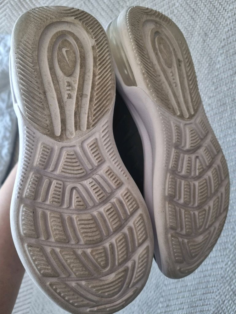 나이키 키즈 200사이즈 에어맥스 운동화 이미지