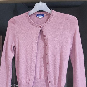 버버리 여성 블루라벨 가디건 44~ 스키니진 27