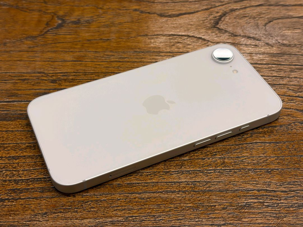 아이폰16e 화이트 256GB 자급제 (2주사용)--1