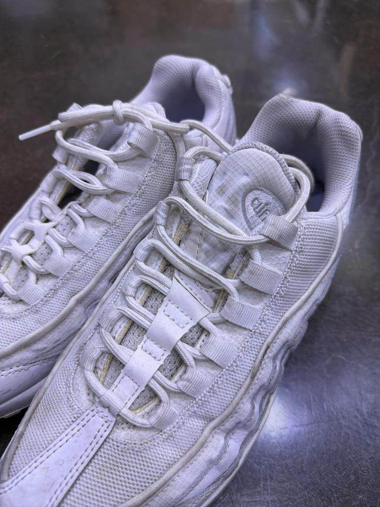 나이키 에어맥스95 에센셜 트리플화이트 슈즈 260--3