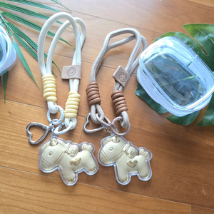 행운의 골드 호스 키링 2종 - New 이미지