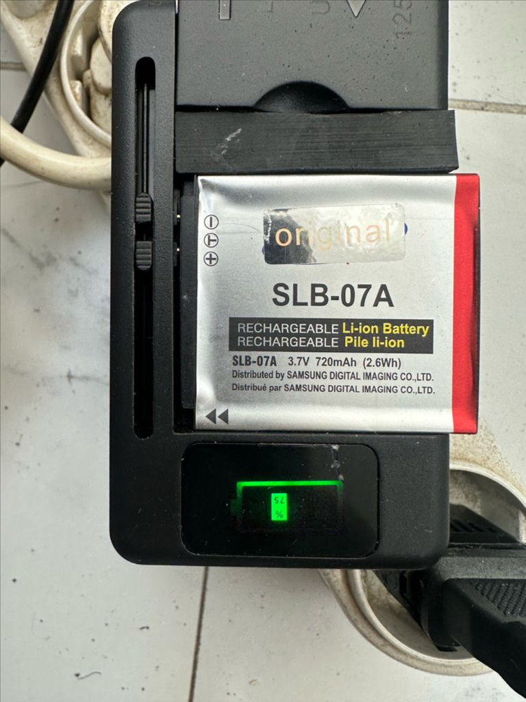 [풀터치] 삼성 VLUU ST500 한효주 카메라 빈티지 디카팝니다 이미지