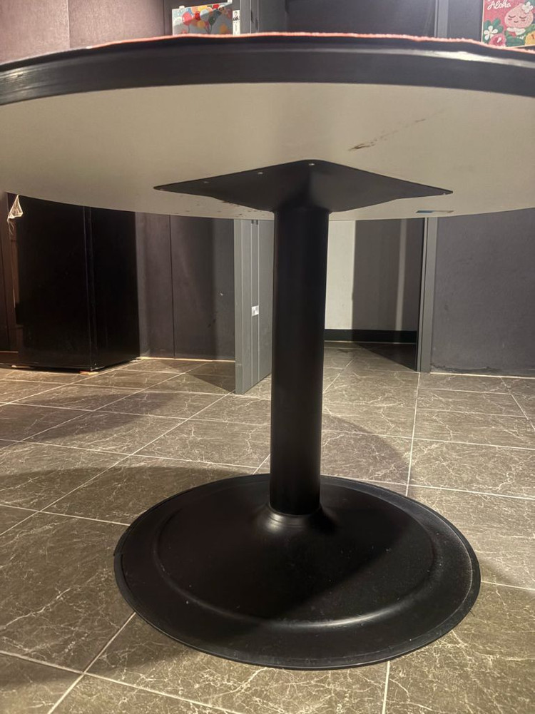 [중고] 포커(홀덤) 원형 테이블 이미지