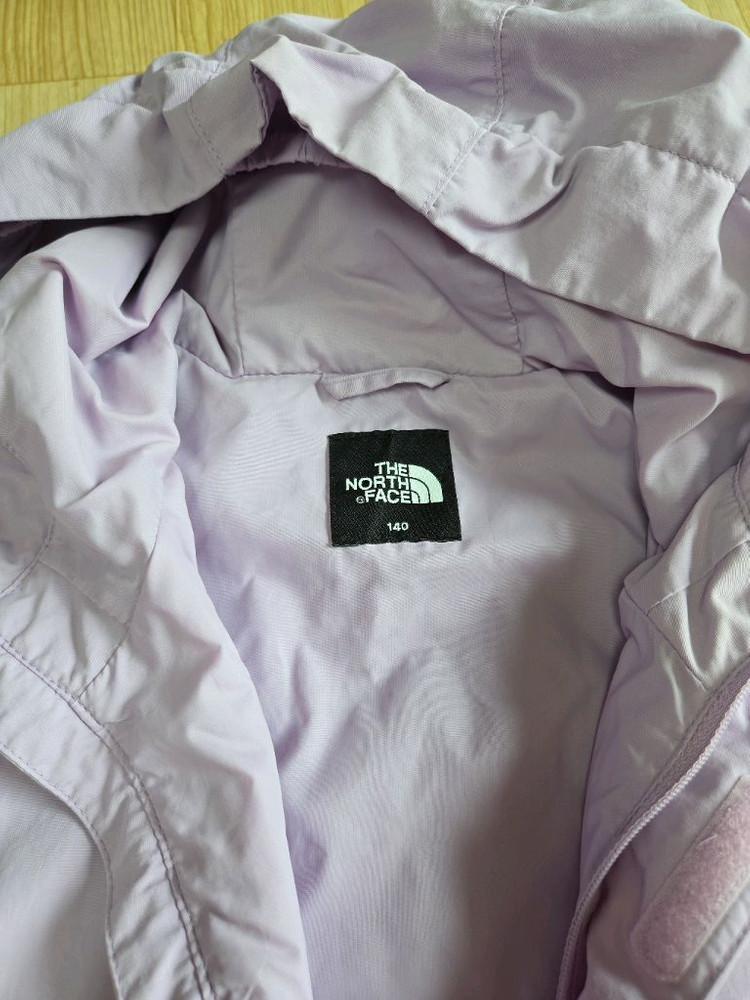 노스페이스키즈 140 바람막이--1