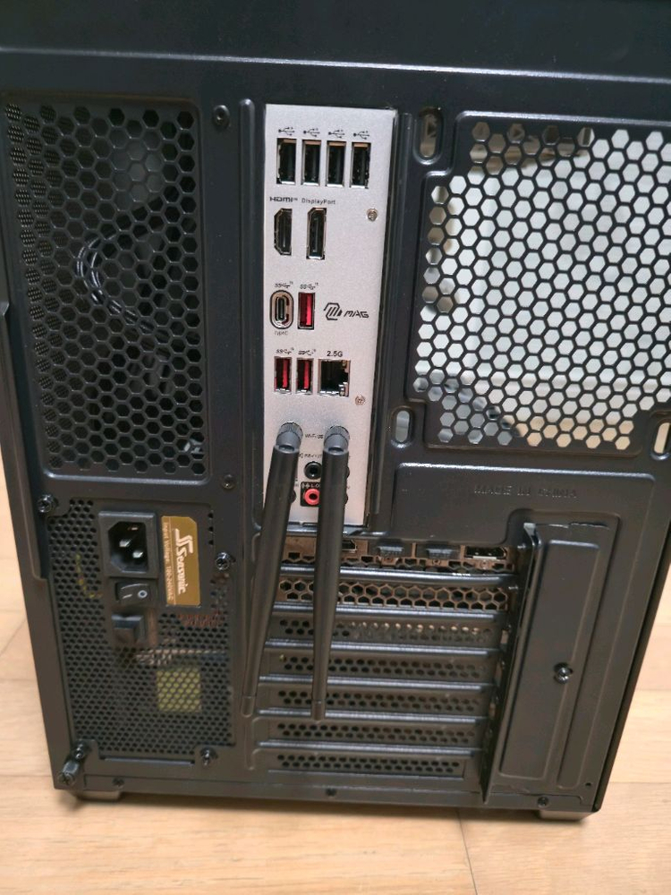 고성능 게이밍 컴퓨터--2