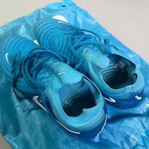 나이키 팬텀 GX2 프로 AG 255사이즈