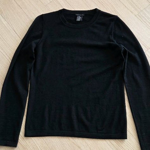 띠어리 긴팔니트