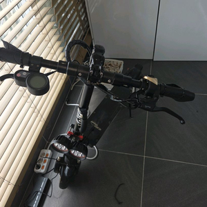 TS600 17.4 전동킥보드 부품용으로 쓰실분 이미지