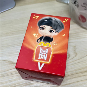 맥도날드 방탄소년단 bts 뷔 v 이미지