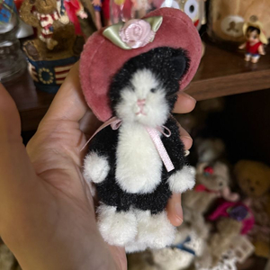 빈티지 보이즈베어 고양이 인형 핑크 모자 봉제인형 이미지