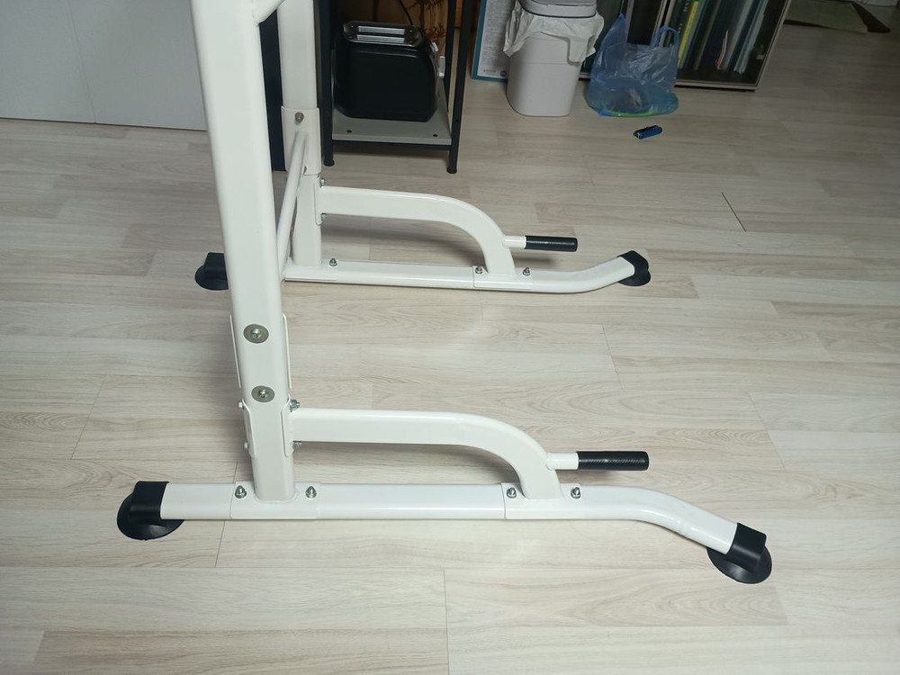 턱걸이운동기구 치닝디핑(직거래만가능)--2