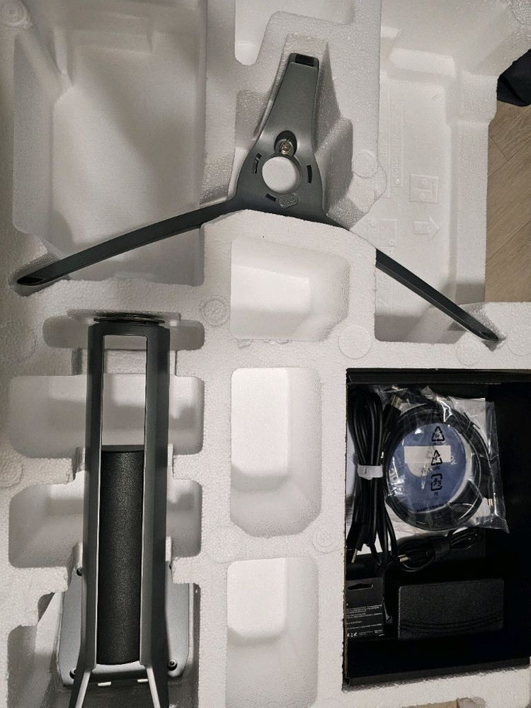 AOC AG322QX 32인치 게이밍 모니터 이미지