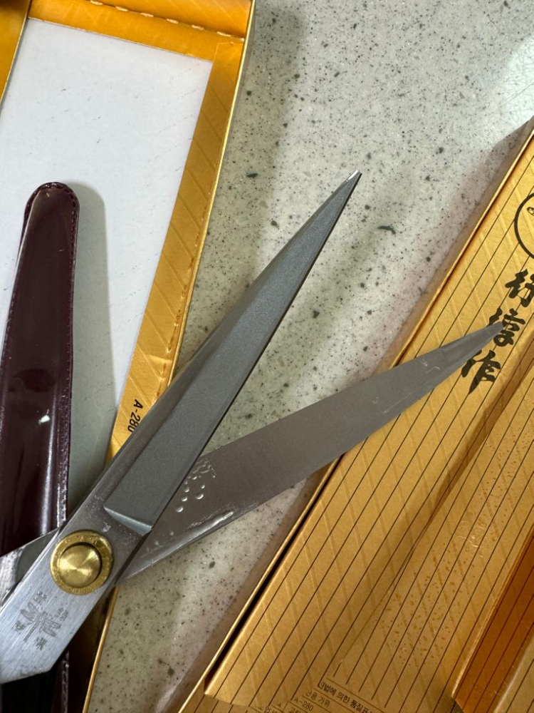 새것 미사용 잠자리표 재단가위 280mm 공업용가 이미지