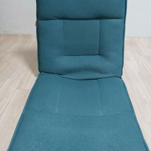 접이식 쿠션 의자 이미지